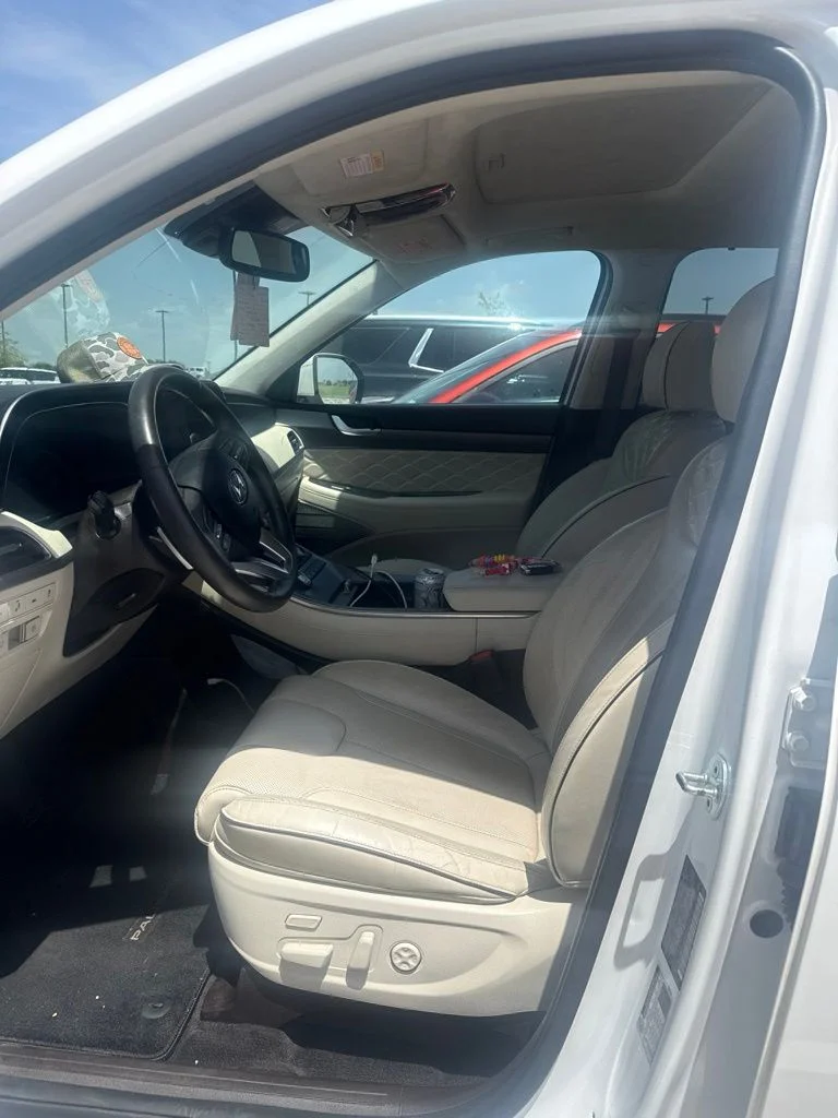 Used 2020 White Hyundai Limited image 7