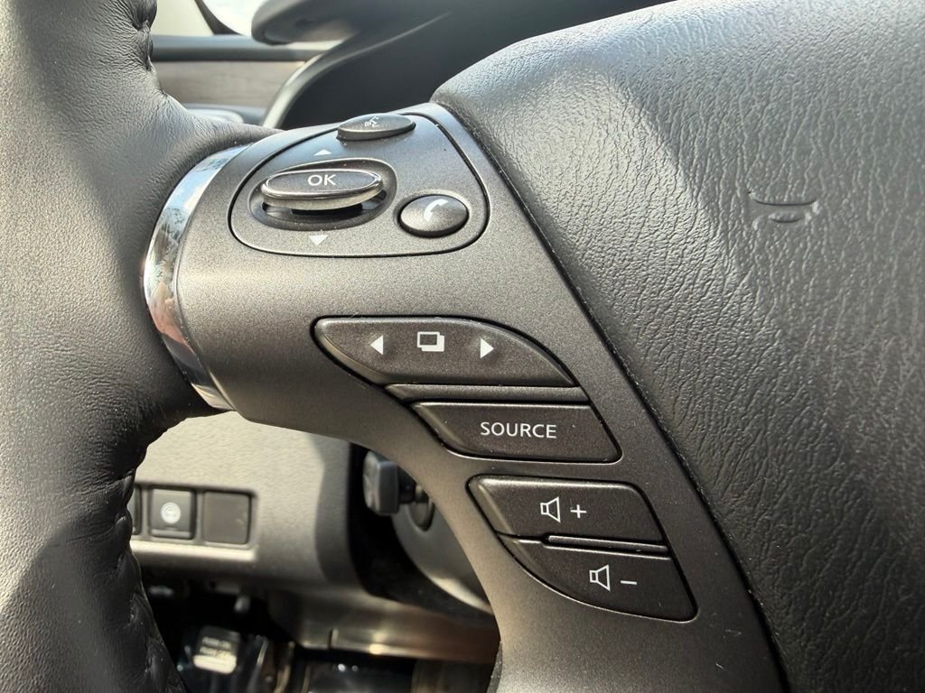 Used 2020 Orange Nissan Platinum image 21