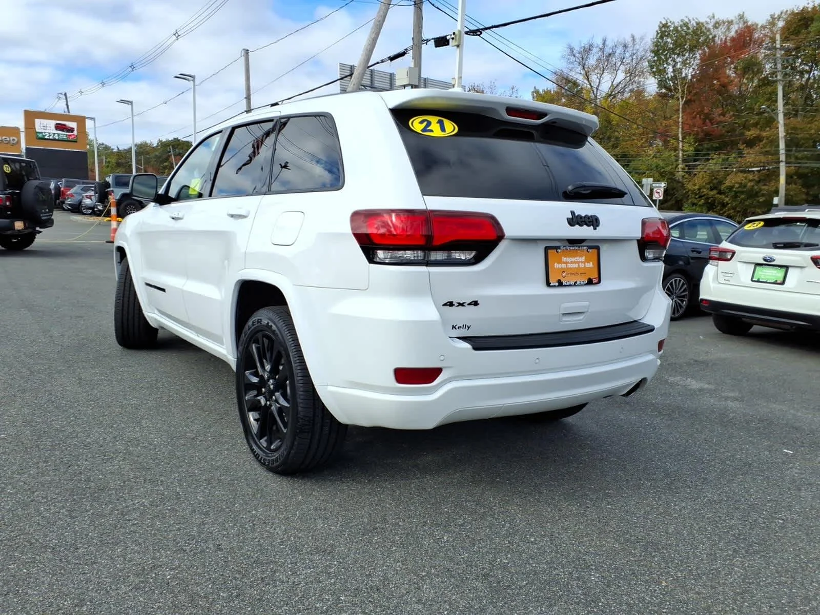 Certified Used 2021 Bright White Clearcoat Jeep Laredo X image 11