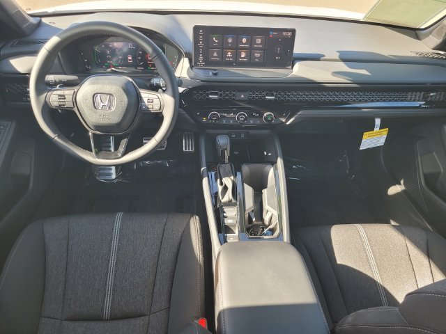 Used 2026  Honda Sport image 16