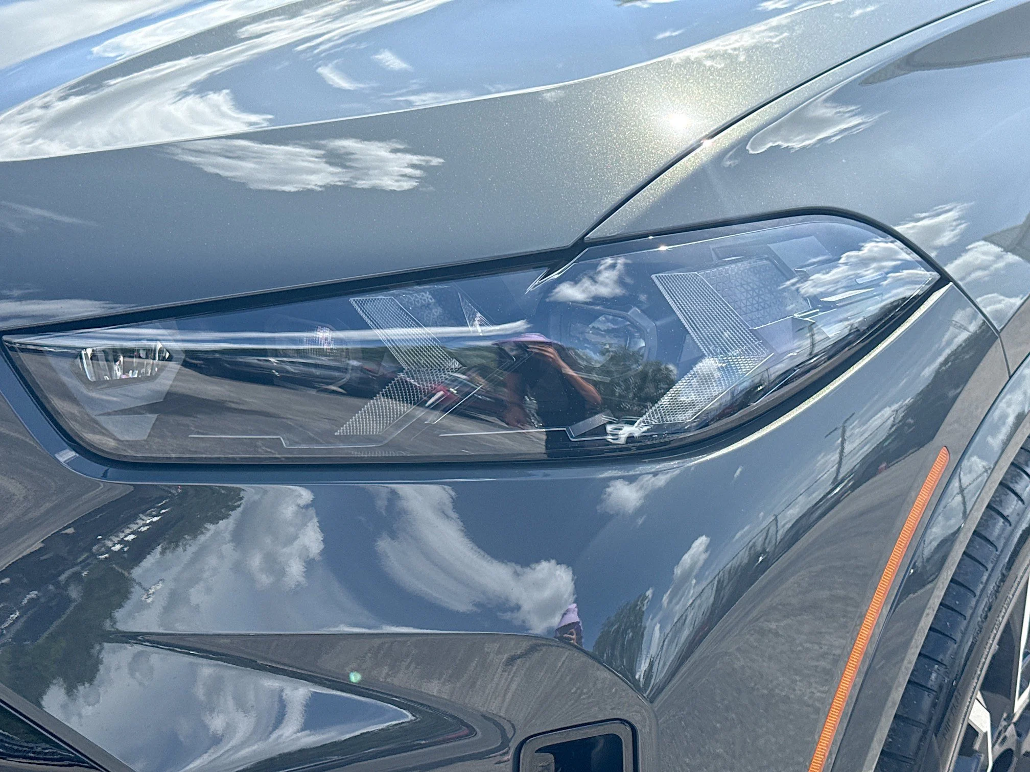 New 2026 Dravit Grey Metallic BMW xDrive50e image 9