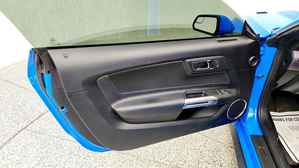 Used 2017 Grabber Blue Ford GT Fastback image 11