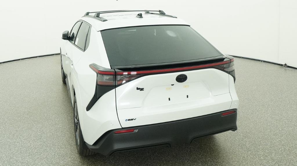New 2026 Wind Chill Pearl Toyota XLE image 55