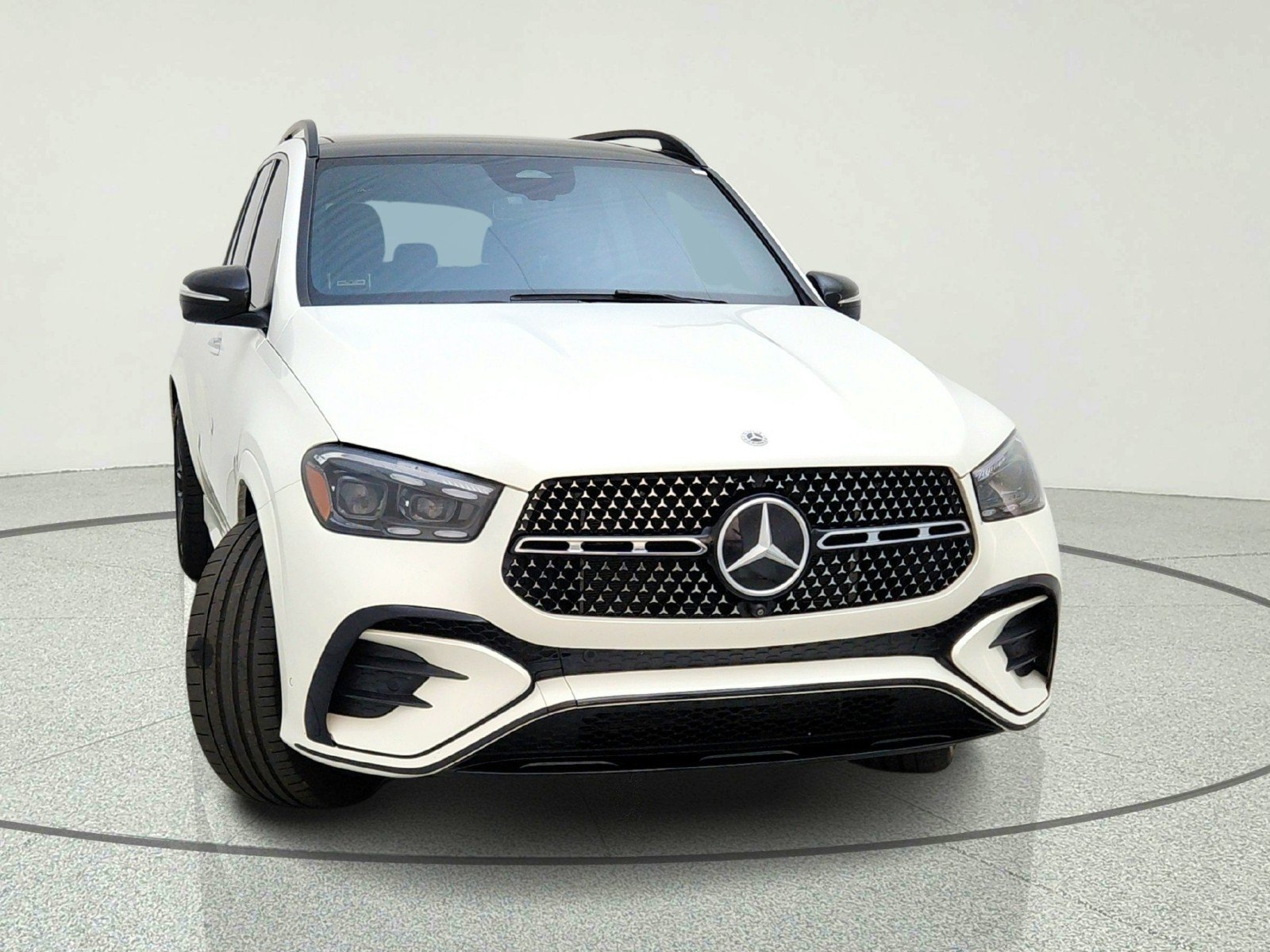 Certified Used 2024 MANUFAKTUR Diamond White Metallic Mercedes-Benz GLE 450 image 6
