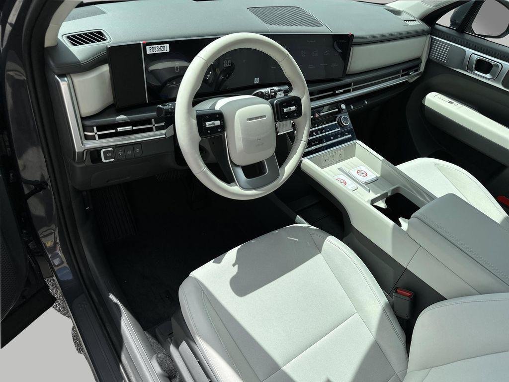 New 2026 Ecotronic Gray Hyundai SE FWD image 8