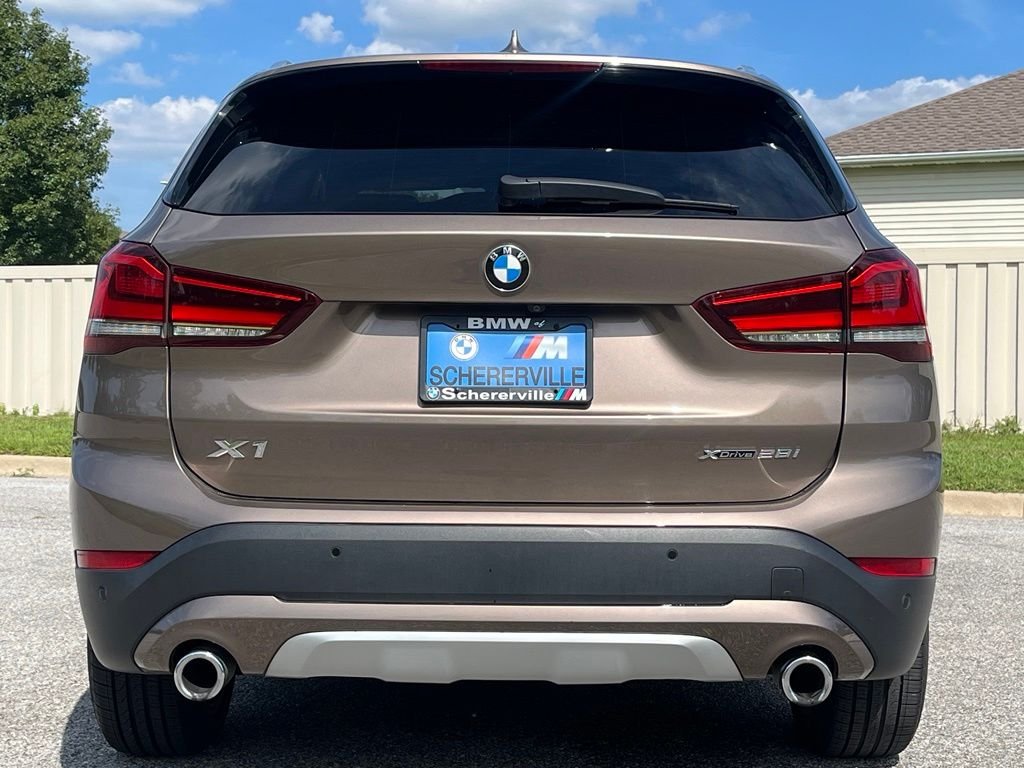 Used 2020 Beige BMW xDrive28i image 6