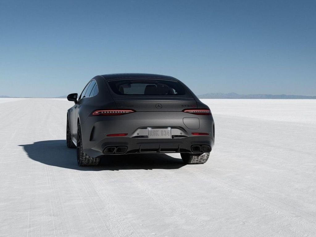 New 2026 MANUFAKTUR Graphite Grey Magno Mercedes-Benz S E Performance image 26