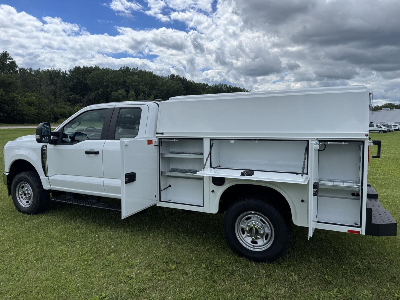New 2026 Oxford White Ford F-250® XL image 2