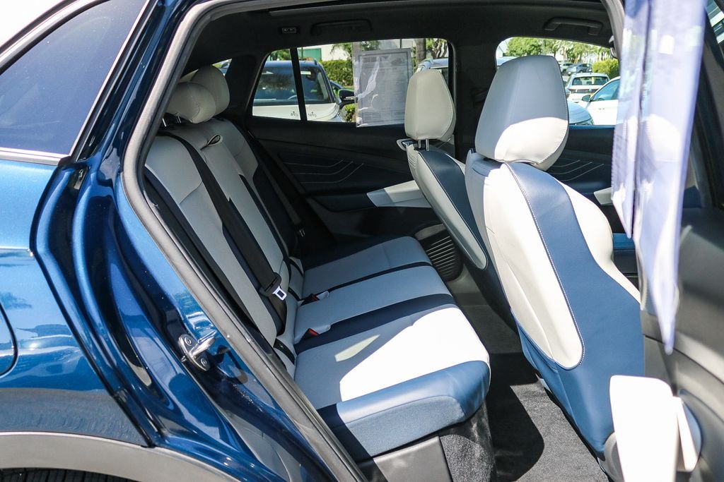 2023 Volkswagen ID.4 S - Photo 19