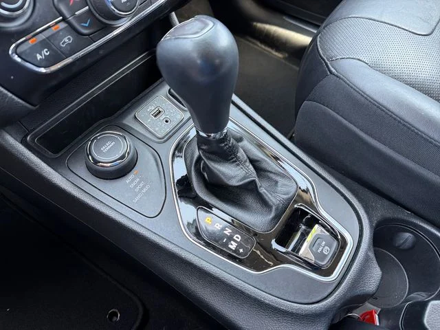 Used 2019 Black Jeep Limited image 15