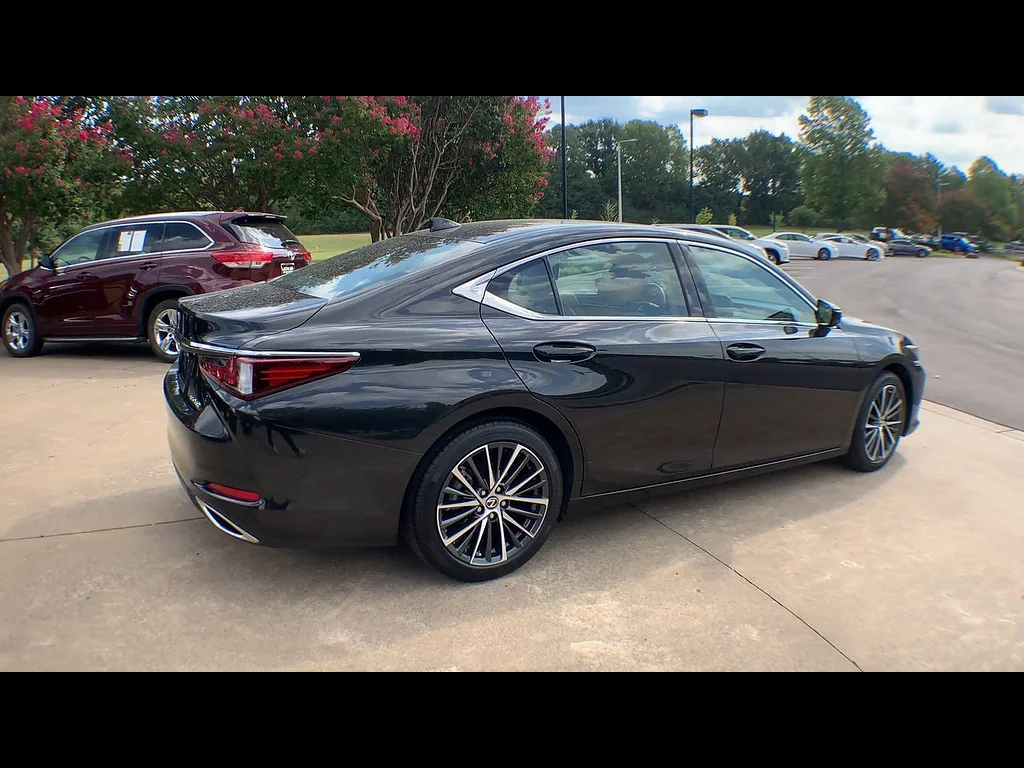 Certified Used 2025 Caviar Lexus 350 image 8