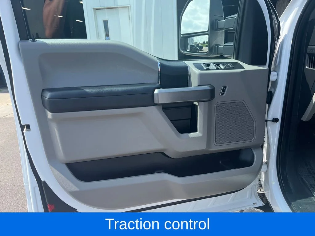 2021 Ford F-350 Super Duty XLT - Photo 13