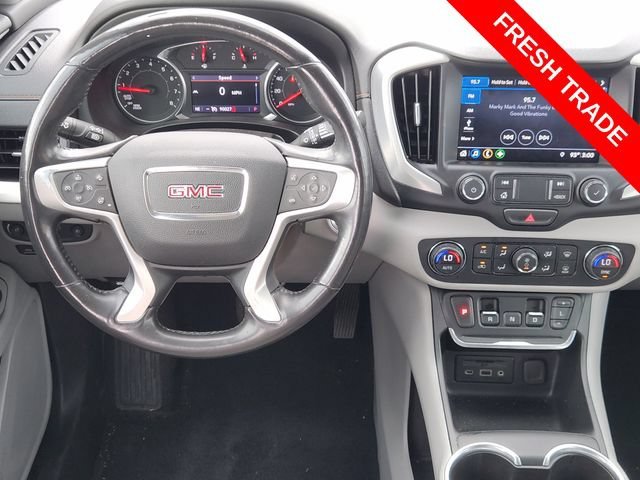 Used 2020 SATIN STEEL METALLIC GMC SLT image 27