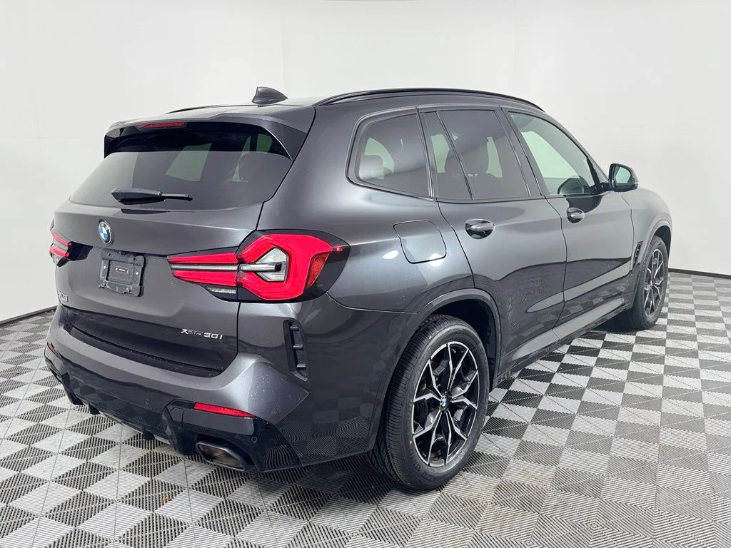 Certified Used 2024 Dark Graphite Metallic BMW xDrive30i image 5