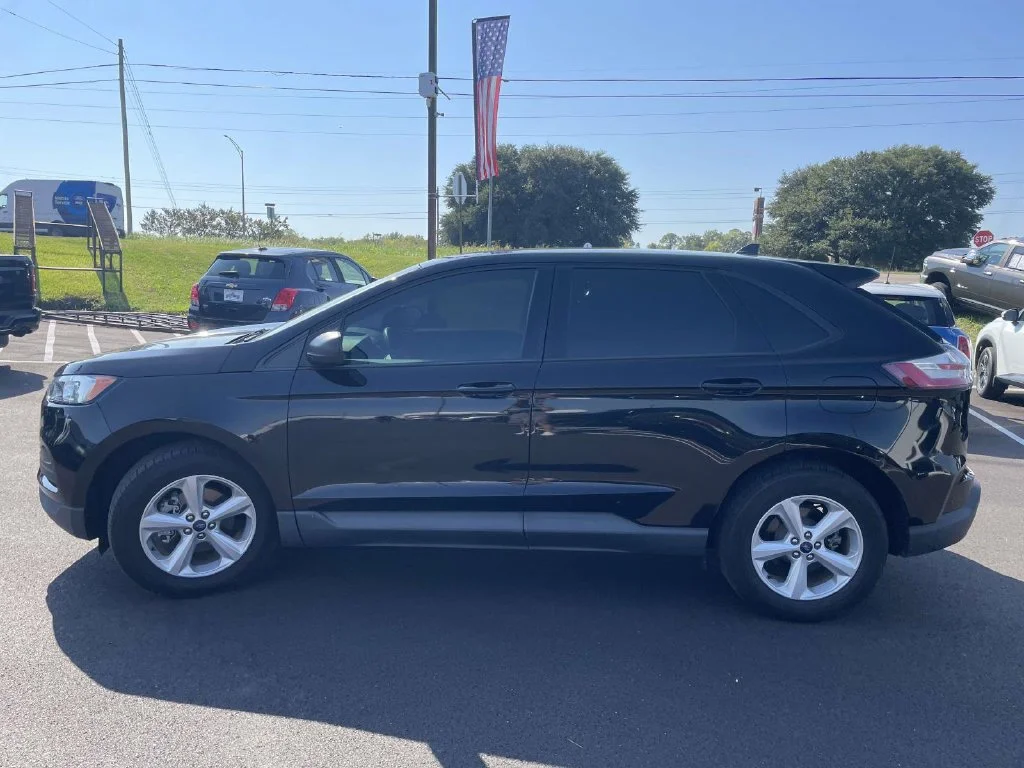 Certified Used 2020 Black Ford SE image 6