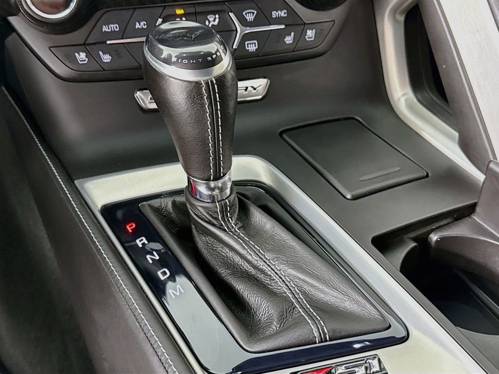Used 2015 Black Chevrolet Stingray Z51 image 18
