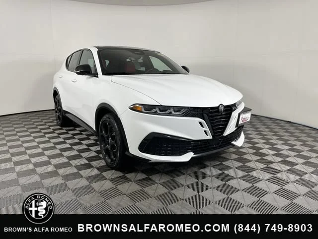 2026 Alfa Romeo Tonale Base
