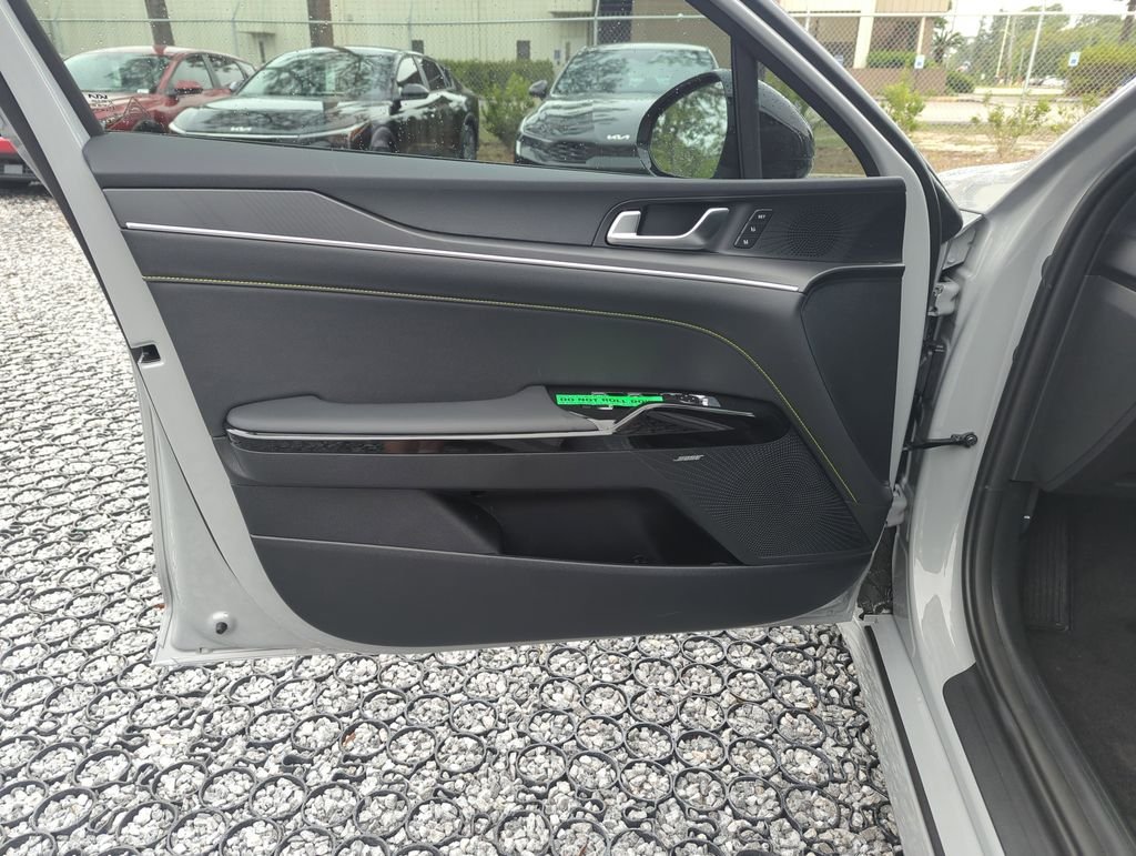 New 2026 Wolf Gray Kia GT image 18