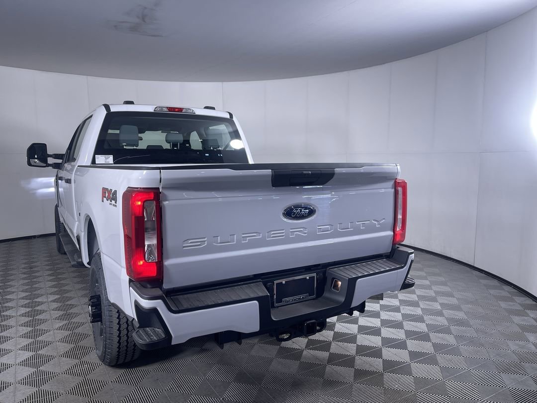 New 2026 Oxford White Ford XL image 22