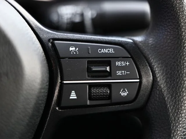 2025 Honda Accord SE - Photo 35