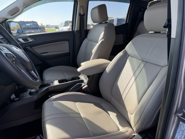 Used 2020 Silver Metallic Ford LARIAT image 10