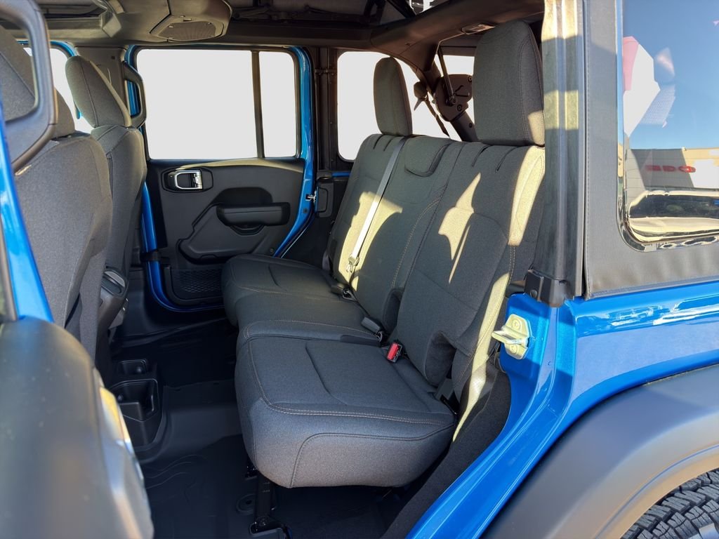 New 2026 Hydro Blue Pearl-Coat Exterior Paint Jeep Sport S image 13