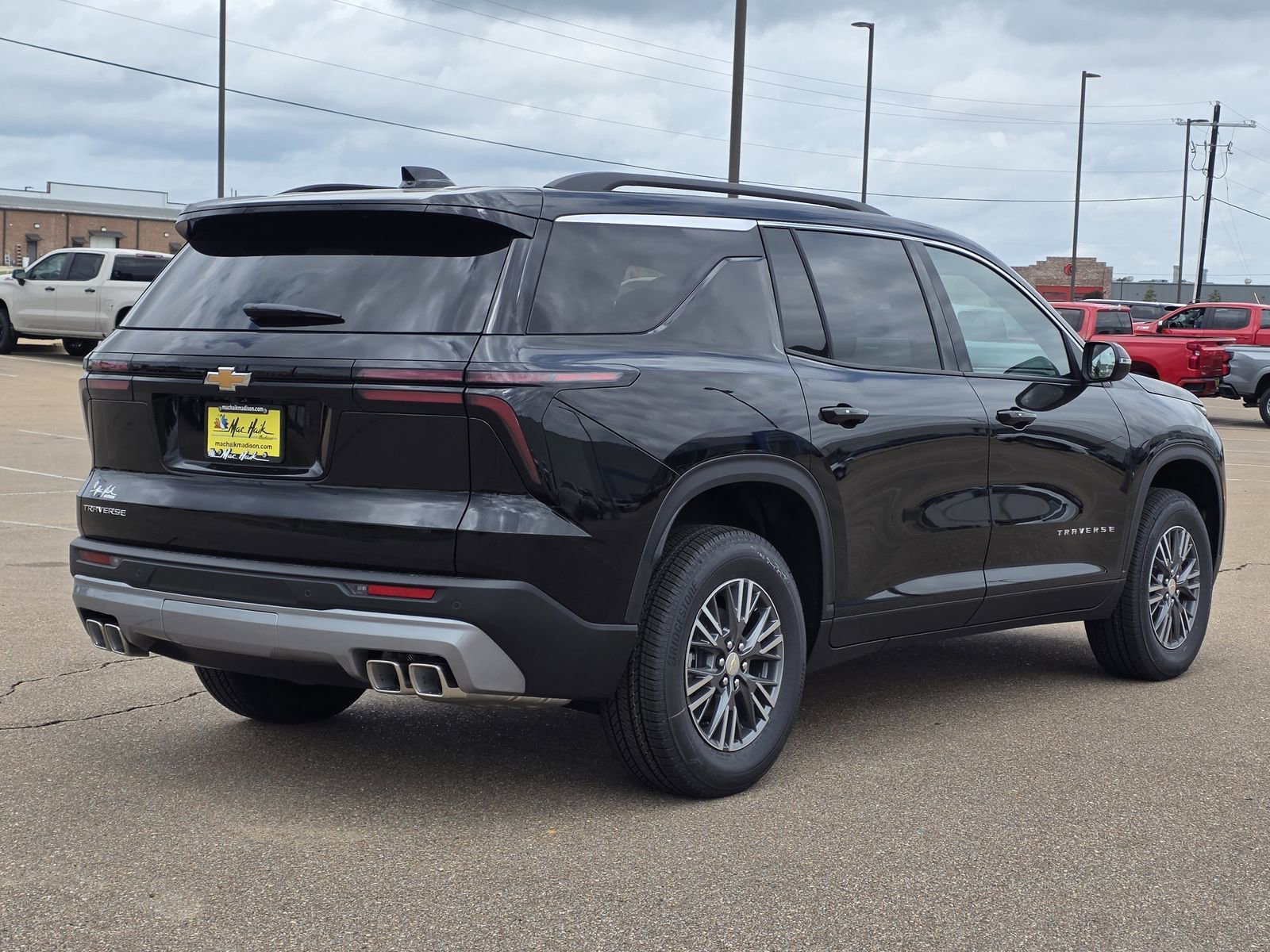 New 2026 Mosaic Black Metallic Chevrolet LT image 5