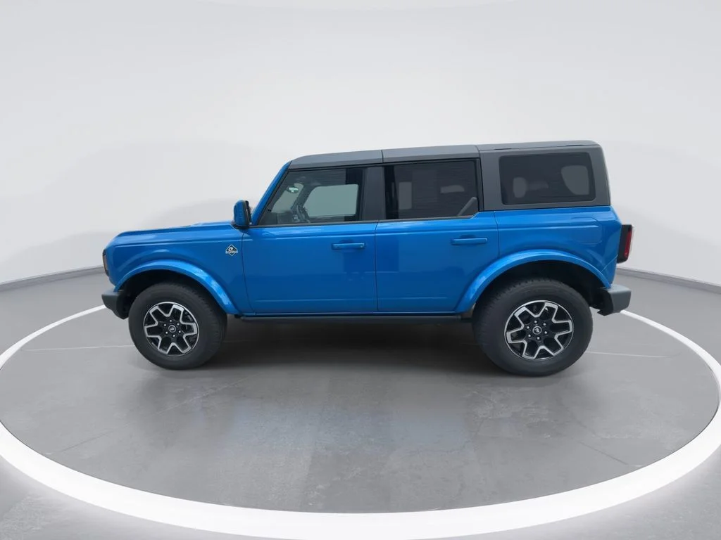 Used 2024 Blue Ford Outer Banks image 5