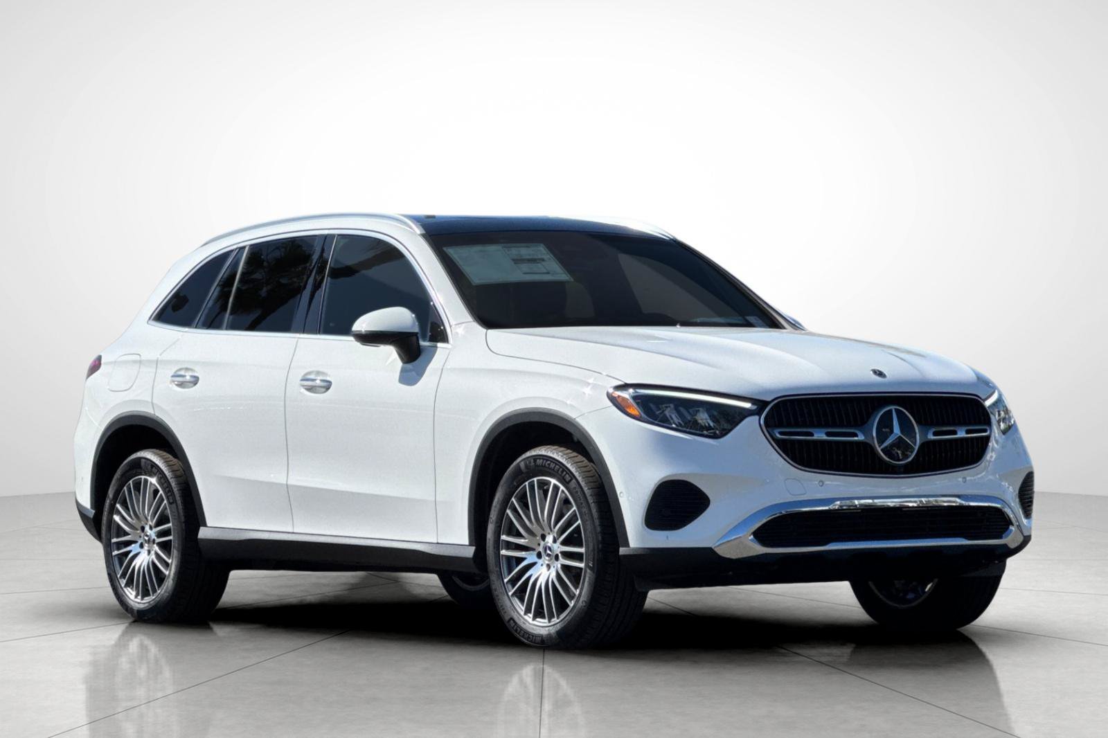 Certified Used 2026 White Mercedes-Benz GLC 300 image 31