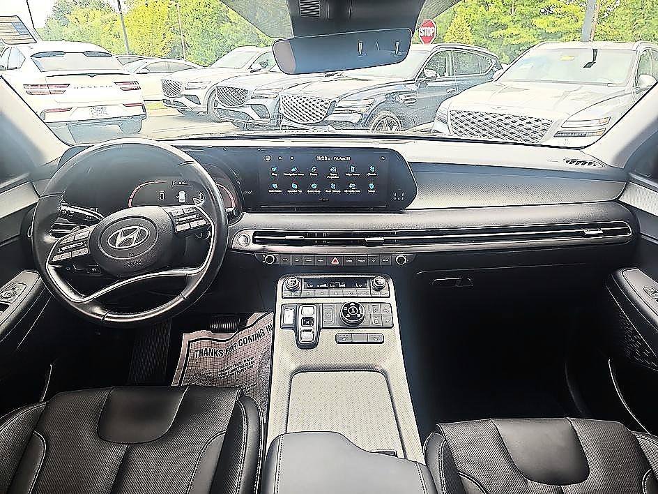 Used 2024 Abyss Black Pearl Hyundai SEL 7P image 30