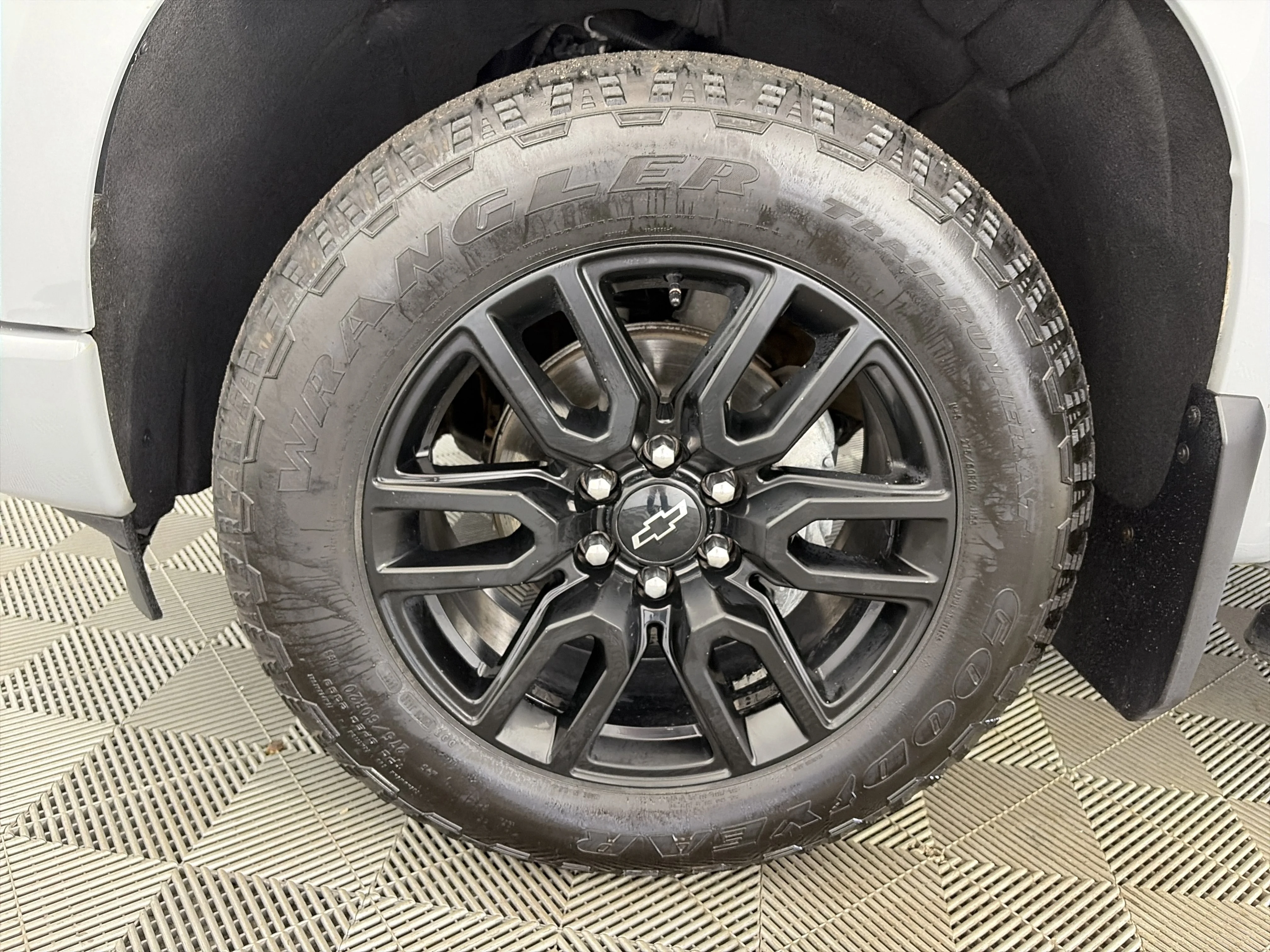 2024 Chevrolet Silverado 1500 RST - Photo 13