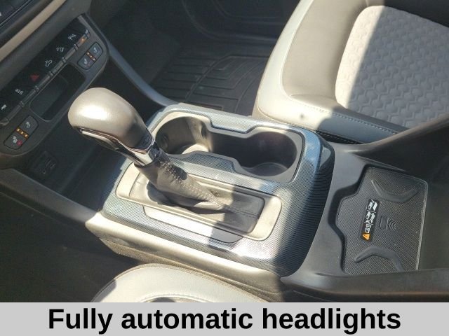 Used 2022 Sand Dune Metallic Chevrolet Z71 image 8