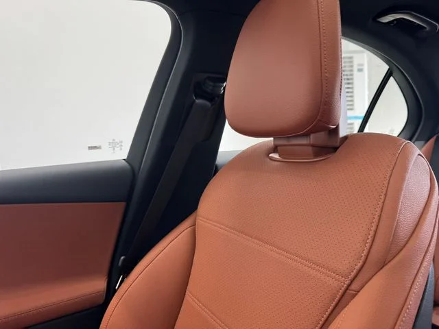 New 2026  Mercedes-Benz C 300 image 36