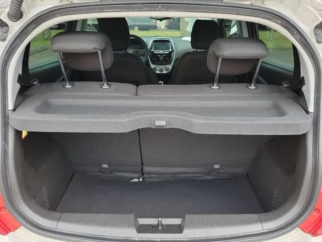 2018 Chevrolet Spark LS - Photo 18
