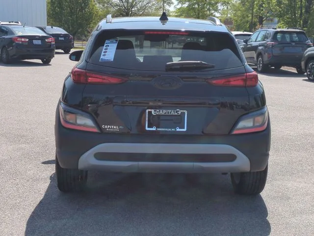 Used 2023 Black Hyundai SEL image 4