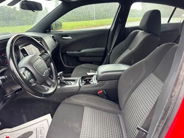 Used 2023 Red Dodge SXT image 15
