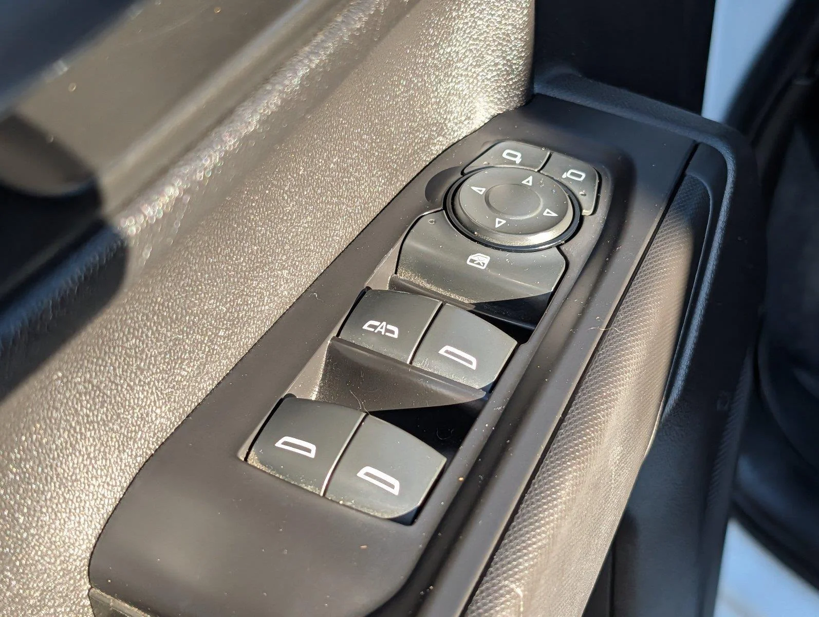 Used 2021 SUMMIT WHITE Chevrolet Custom Trail Boss image 17