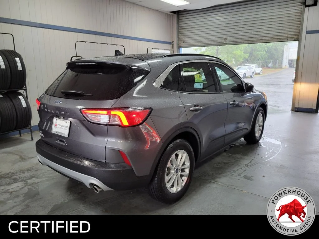 Used 2022 Gray Ford SE image 5