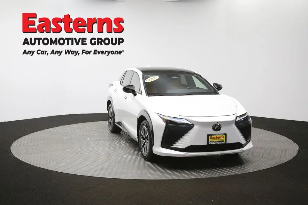 Used 2023 White Lexus 450e Premium image 52