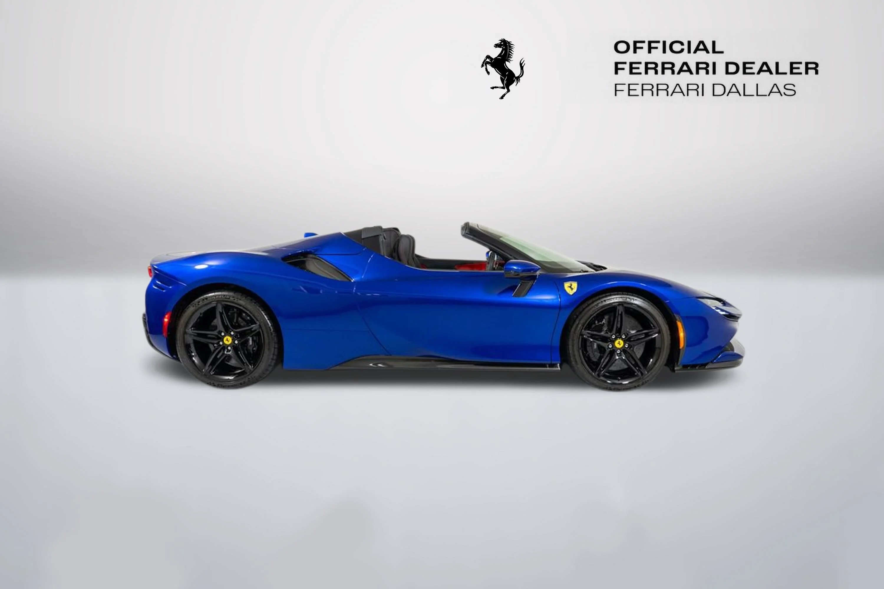 Used 2022 Extra Sample Ferrari Base image 30