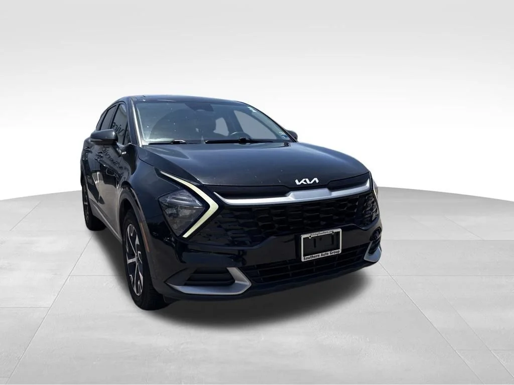 Used 2023 Black Kia EX image 6