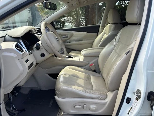 Used 2015 White Nissan Platinum image 4
