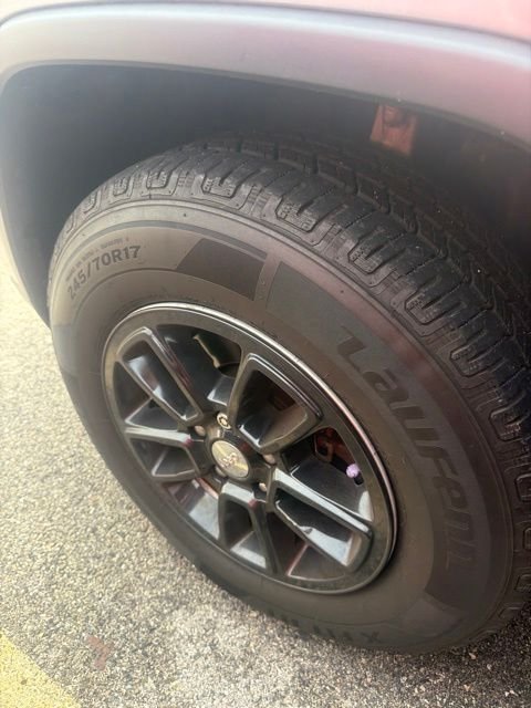 Used 2016 Silver Jeep Limited image 2