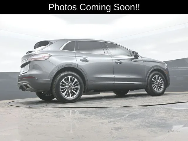 Used 2022 Gray Metallic Lincoln Reserve image 56
