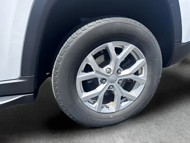 Used 2023 White Jeep Limited image 24