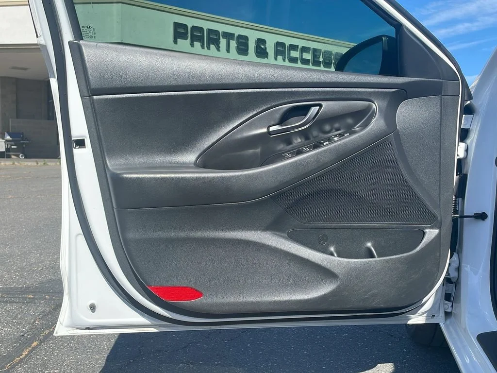 2019 Hyundai Elantra GT GT N Line - Photo 10