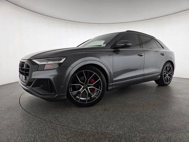 2020 Audi Q8 55 Premium Plus Tiptonic quattro's photo