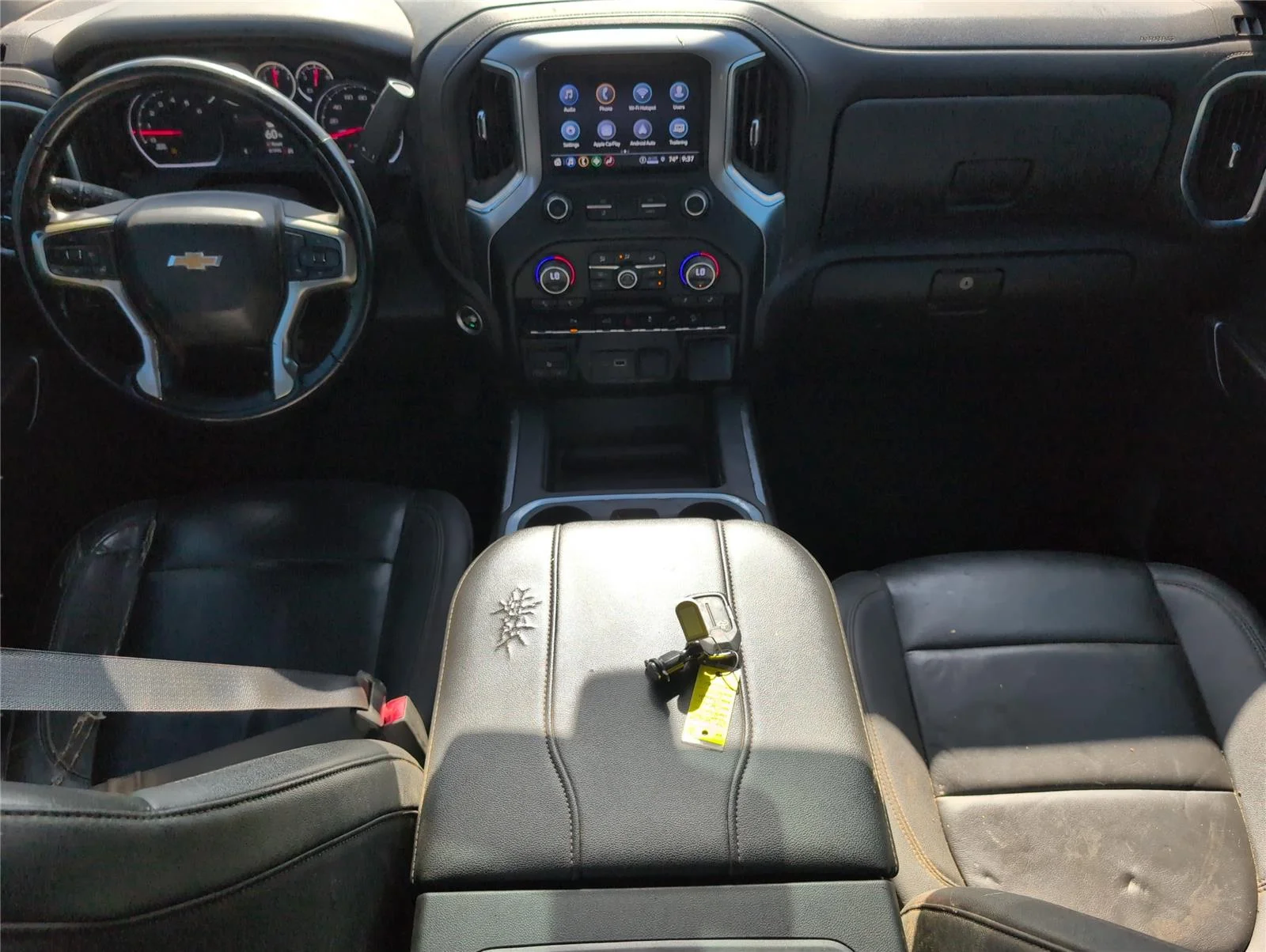 Used 2023 Silver Ice Metallic Chevrolet LT image 26