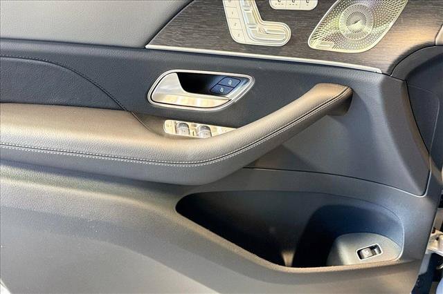 New 2026 MANUFAKTUR Alpine Grey Mercedes-Benz GLS 450 image 46