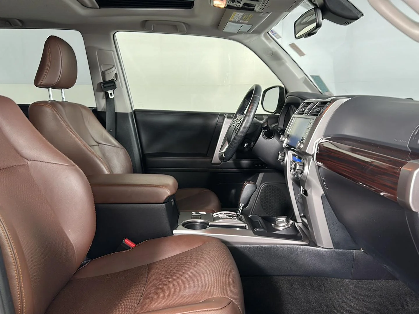 Used 2023 Blizzard Pearl Toyota Limited image 19